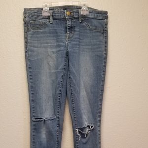 ♟5 for $20♟Ripped Mossimo jeggings